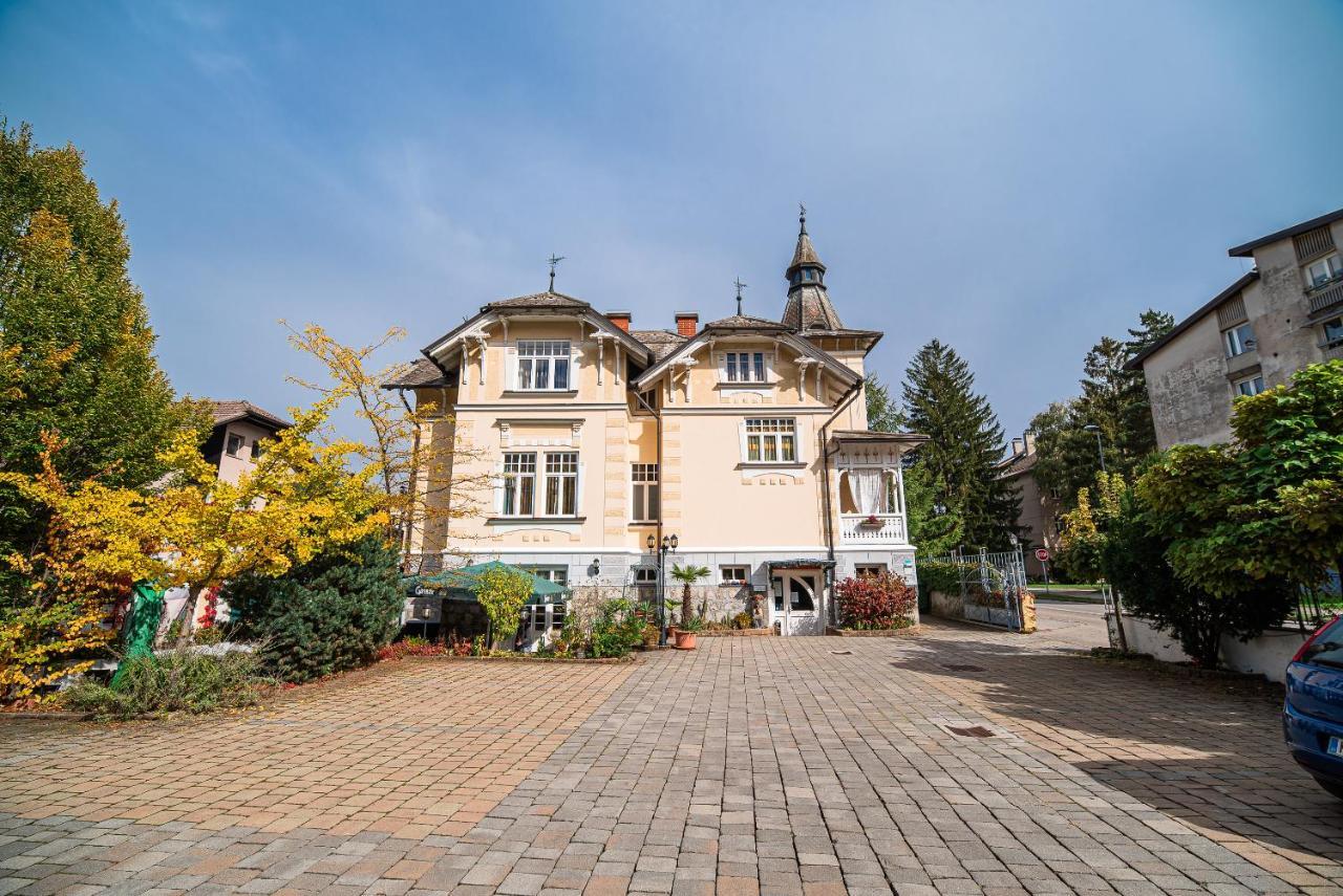 קוצ'בייה Guest House Veronika מראה חיצוני תמונה