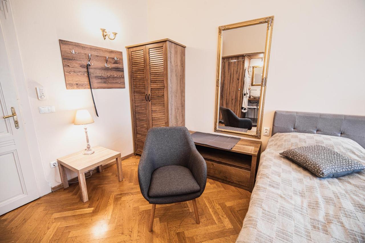 קוצ'בייה Guest House Veronika מראה חיצוני תמונה