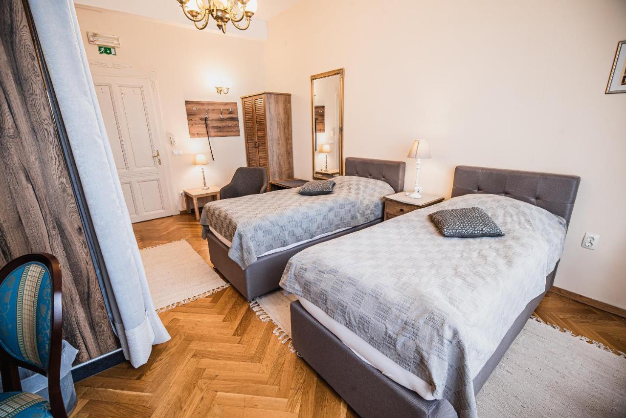 קוצ'בייה Guest House Veronika מראה חיצוני תמונה