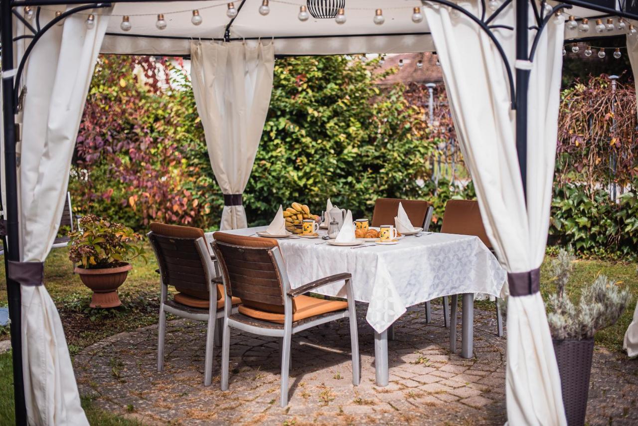 קוצ'בייה Guest House Veronika מראה חיצוני תמונה