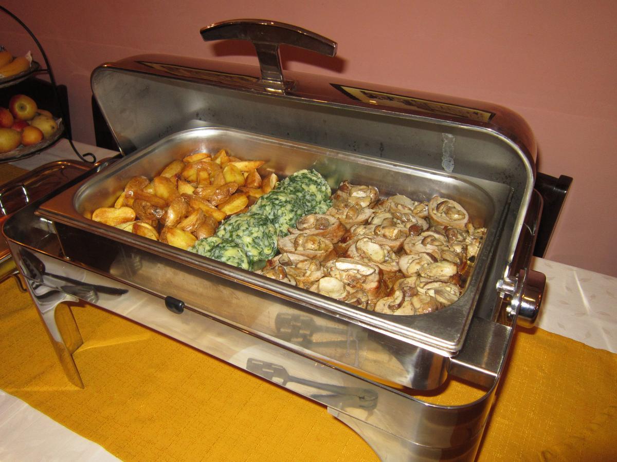 קוצ'בייה Guest House Veronika מראה חיצוני תמונה
