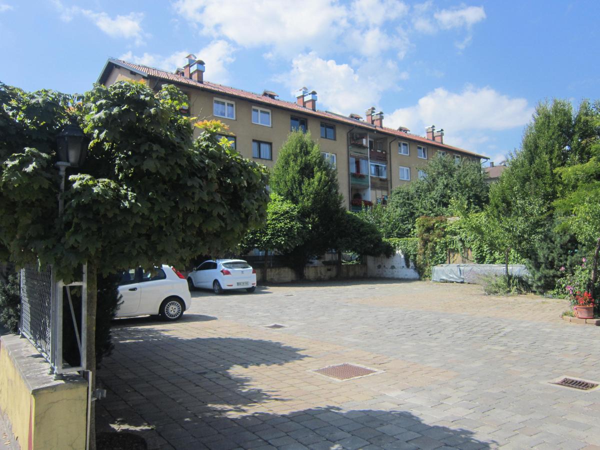 קוצ'בייה Guest House Veronika מראה חיצוני תמונה