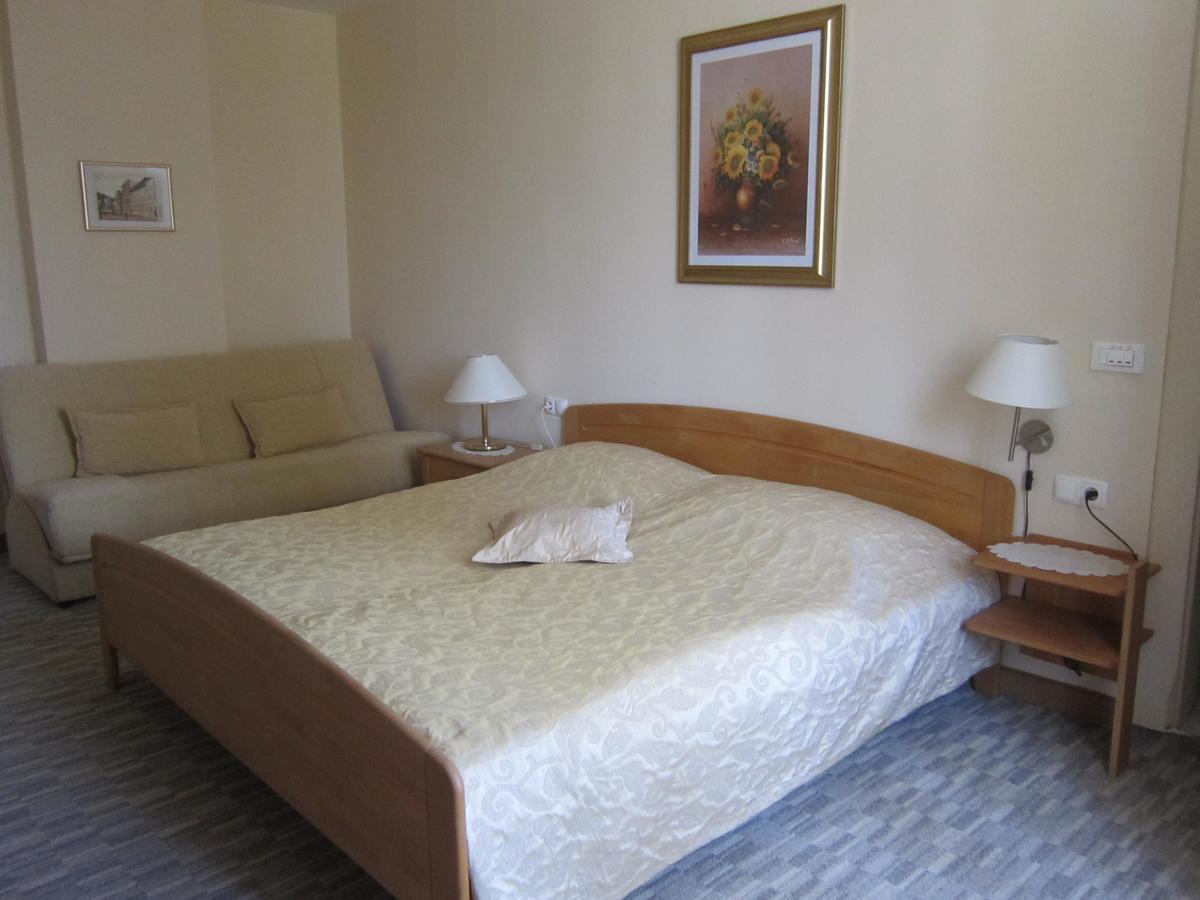 קוצ'בייה Guest House Veronika מראה חיצוני תמונה