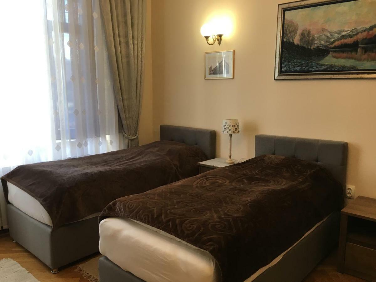 קוצ'בייה Guest House Veronika מראה חיצוני תמונה
